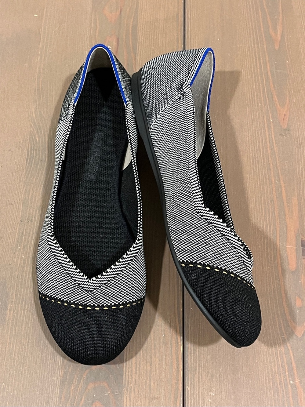 Rothys The Flat Size 9.5 Grey Mist Cap Toe Slip on Stretch Knit Comfort Preppy